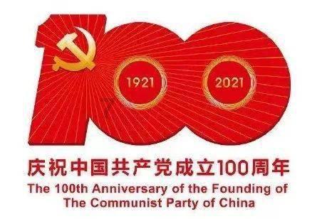 逃离海滩的女孩